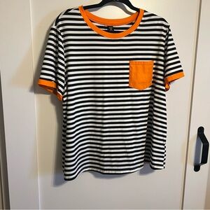 2XL BLACK WHITE AND ORANGE STRIPE TEE